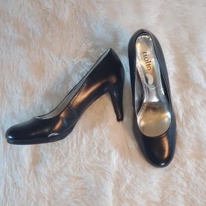 heels under $10
